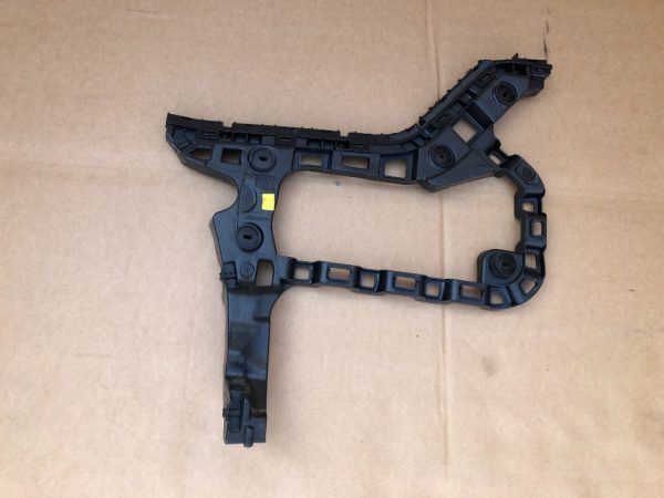Suport dreapta bara spate VW Passat B8 limuzina 3G5807394 3G5 807 394 - Dezmembrari Auto