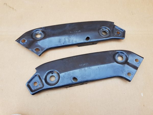 Suport far stanga dreapta VW Jetta 2016 5C6805931 5C6805932 - Dezmembrari Auto