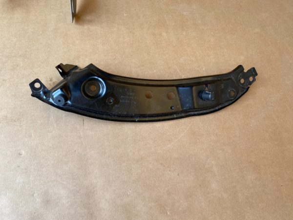 Suport far VW Caddy Ford Tourneo Connect 2023 2KF805931 2KF 805 931 - Dezmembrari Auto