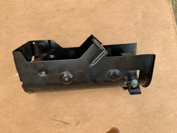 Suport filtru ulei VW Transporter T6 2021 7LA127224A 7LA 127 224 A - Dezmembrari Auto