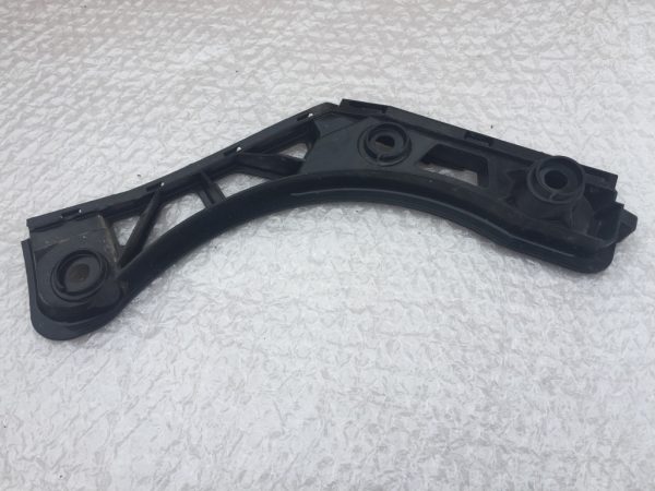 Suport / ghidaj bara spate VW Tiguan 2016 5NA807394 5NA 807 394 - Dezmembrari Auto