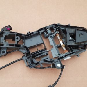Suport maner stanga fata VW Passat B8 510837811D 510 837 811 D - Dezmembrari Auto