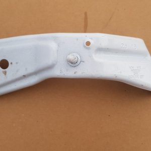 Suport metalic aripa stanga fata VW Jetta 2016 5C6821137 5C6 821 137 - Dezmembrari Auto
