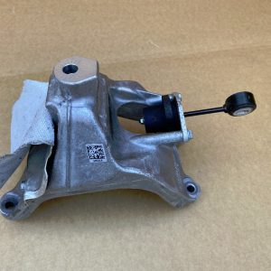Suport motor dreapta Audi Q8 la 0 km 4M0199308AA 4M0199870AM - Dezmembrari Auto