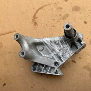 Suport motor VW Arteon 2.0 tdi 04L199207 04L 199 207 la 0 km - Dezmembrari Auto