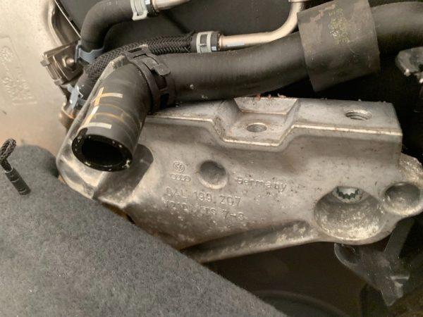 Suport motor VW Golf 7 1.6 tdi 04L199207 04L 199 207 la 0 km - Dezmembrari Auto
