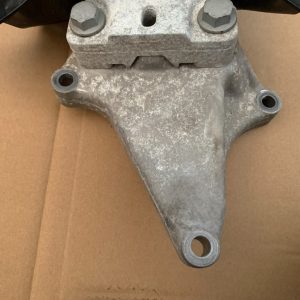 Suport motor VW Golf 7 1.6 tdi 5Q0199117C 5Q0 199 117 C la 0 km - Dezmembrari Auto