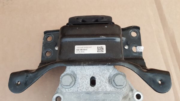 Suport motor VW Golf 7 1.6 tdi 5Q0199555S 5Q0 199 555 S - Dezmembrari Auto