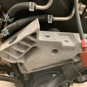 Suport motor VW Golf 7 2.0 tdi 04L199207 04L 199 207 la 0 km - Dezmembrari Auto