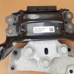Suport motor VW Golf 7 2.0 tdi 5Q0199555AD 5Q0 199 555 AD - Dezmembrari Auto