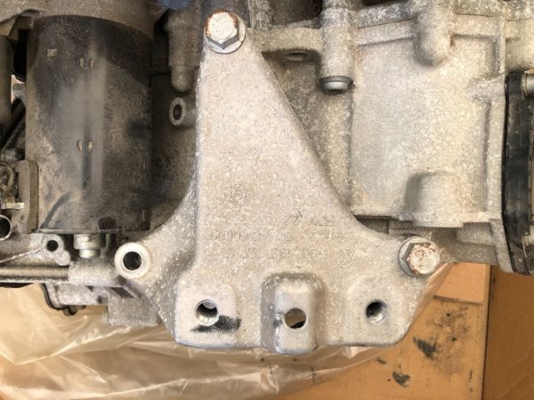 Suport motor VW Jetta 2016 2.0 tdi 5Q0199117C 5Q0 199 117 C - Dezmembrari Auto