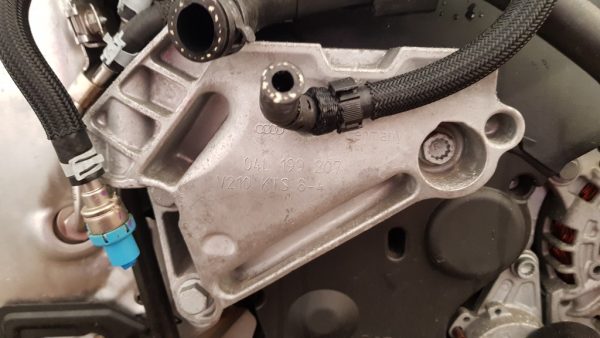 Suport motor VW Jetta 2017 2.0 tdi 04L199207 04L 199 207 - Dezmembrari Auto