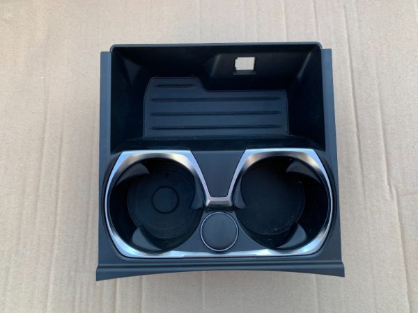 Suport pahare BMW G11 G12 M 760 LXiA seria 7 din 2017 8302628 - Dezmembrari Auto
