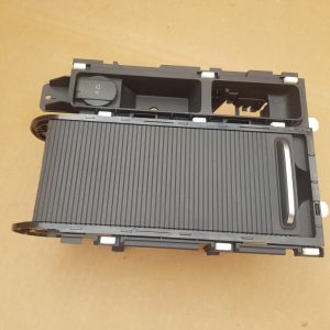 Suport pahare VW Passat B8 Arteon 3G0862531H 3G0 862 531 H - Dezmembrari Auto