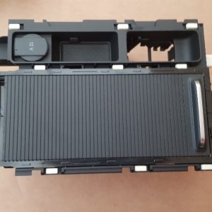 Suport pahare VW Passat B8 volan pe dreapta 3G0862531 3G0 862 531 - Dezmembrari Auto