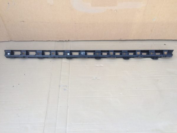 Suport prag plastic stanga VW Passat B8 combi 3G8853945 3G8 853 945 - Dezmembrari Auto