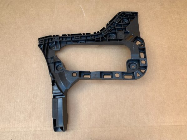 Suport stanga bara spate VW Arteon facelift 2021 3G8807355 3G8 807 355 - Dezmembrari Auto