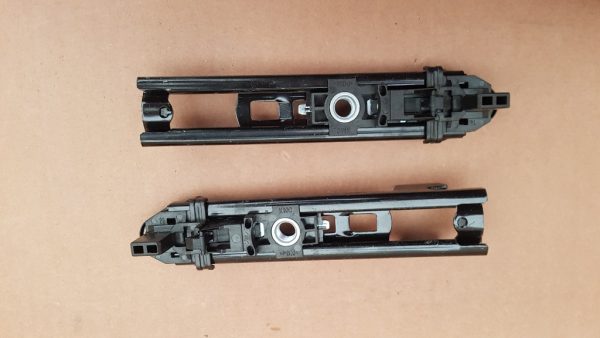 Suport suporti centrura stanga dreapta VW Jetta 2017 3C8857819 3C8 857 819 - Dezmembrari Auto