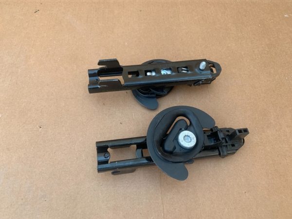 Suport suporturi VW Jetta 2017 3C8857819 3C8 857 819 - Dezmembrari Auto