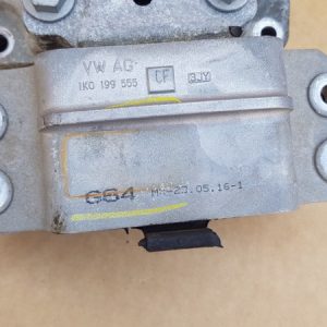 Suport tampon cutie de vizteze VW Jetta 2016 1K0199555CF 1K0 199 555 CF - Dezmembrari Auto