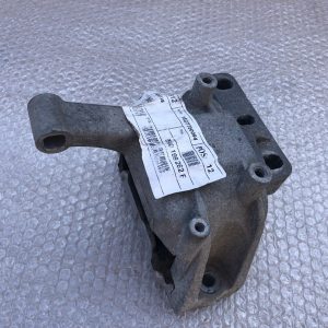Suport / tampon motor VW Sharan 7n 2017 5N0 199 262 F 5N0199262F - Dezmembrari Auto