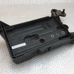 Suport tavita baterie VW Passat B8 5Q0 915 321 H 5Q0915321H - Dezmembrari Auto