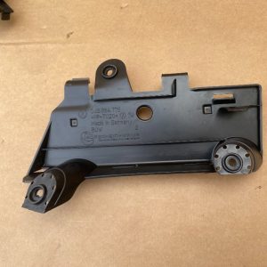 Suport VW Caddy Ford Tourneo Connect 2023 5QB864775 5QB 864 775 - Dezmembrari Auto
