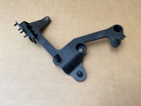 Suport VW Passat B8 2023 3Q0129671A 3Q0 129 671 A - Dezmembrari Auto