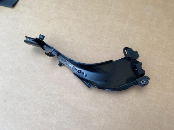 Suport VW Passat B8 2023 3Q0200059DS 3Q0 200 059 DS la 0 km - Dezmembrari Auto