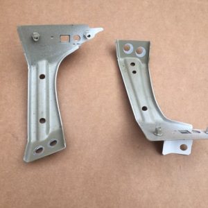 Suporti aripa stanga dreapta fata VW Passat B8 3G150 821 142 3G0821142 - Dezmembrari Auto