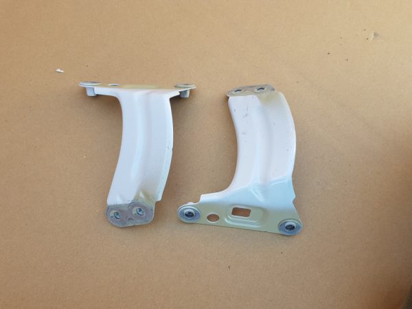 Suport aripa stanga VW Golf 7 2019 5G0821136C 5G0821135C - Dezmembrari Auto