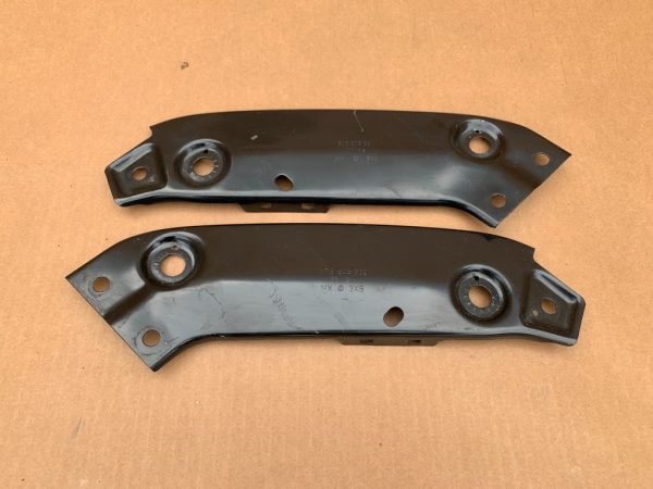 Suporturi faruri VW Jetta 2017 5C6805931 5C6 805 931 5C6805932 5C6 805 932 - Dezmembrari Auto