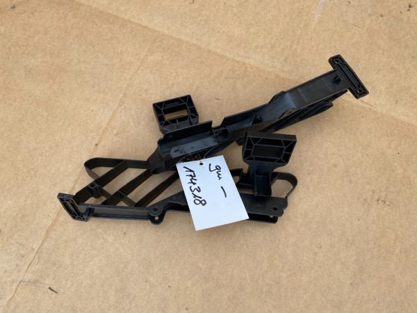 Suporturi radiatoare VW Golf 8 5H0805706 5H0 805 706 - Dezmembrari Auto