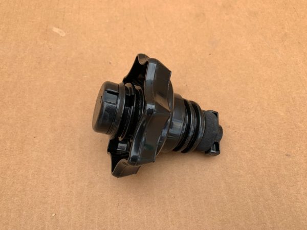 Surub roata rezerva VW Jetta 2017 1K0808899D 1K0 808 899 D - Dezmembrari Auto