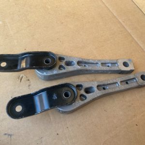 Tampon antibalans VW Jetta 2017 1K0199855AL 1K0 199 855 AL la 0 km - Dezmembrari Auto