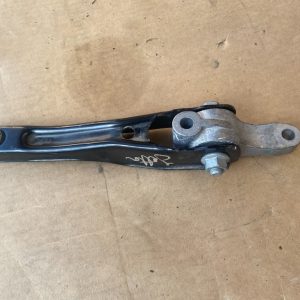 Tampon antibalans VW Jetta 2017 5Q0199855J 5Q0 199 855 J la 0 km - Dezmembrari Auto