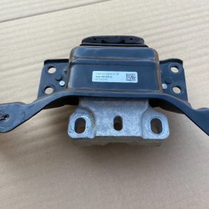Tampon cutie VW Golf 7 5Q0199555R 5Q0 199 555 R - Dezmembrari Auto