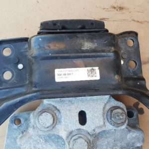 Tampon motor Audi A3 8V 2.0 tdi 5Q0199555T 5Q0 199 555 T - Dezmembrari Auto