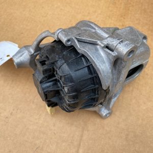 Tampon motor dreapta VW Touareg 2018 4M0199372FF 4M0 199 372 FF - Dezmembrari Auto