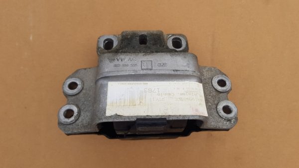 Tampon suport motor VW Jetta 2017 2.0 tdi 1K0199555CE 1K0 199 555 CE - Dezmembrari Auto
