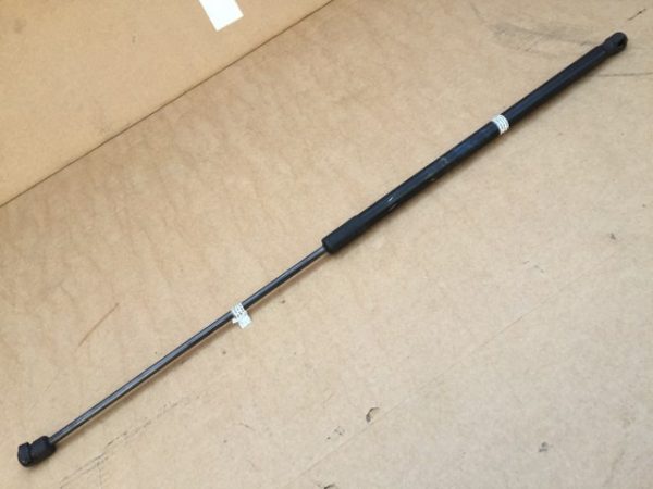 Telescop amortizor capota fata VW Passat B8 3G0 823 359 3G0823359 - Dezmembrari Auto