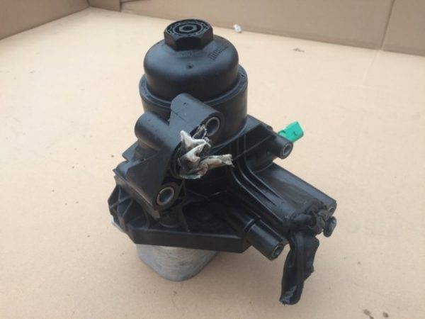 Termoflot / filtru ulei VW Golf 7 03N117021 03N 117 021 - Dezmembrari Auto