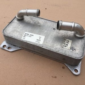 Termoflot / radiator ulei VW Golf 7 2.0 TDI 06G317019A 06G 317 019 - Dezmembrari Auto
