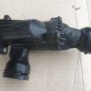 Termostat Audi A4 B8 2015 2.0 tdi 04L121111E 04L 121 111 E - Dezmembrari Auto