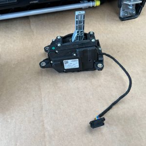 Timonerie Audi A4 B9 A5 F5 8W1713041E 8W1 713 041 E 8W1713041N 8W1 713 041 N - Dezmembrari Auto