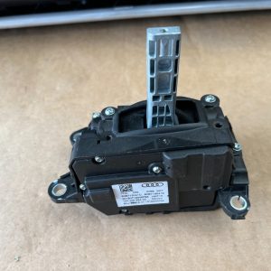 Timonerie Audi Q5 FY 80B713041C 80B 713 041 C - Dezmembrari Auto