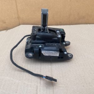 Timonerie cutie automata Audi A4 B9 8W1713041E 8W1 713 041 E - Dezmembrari Auto