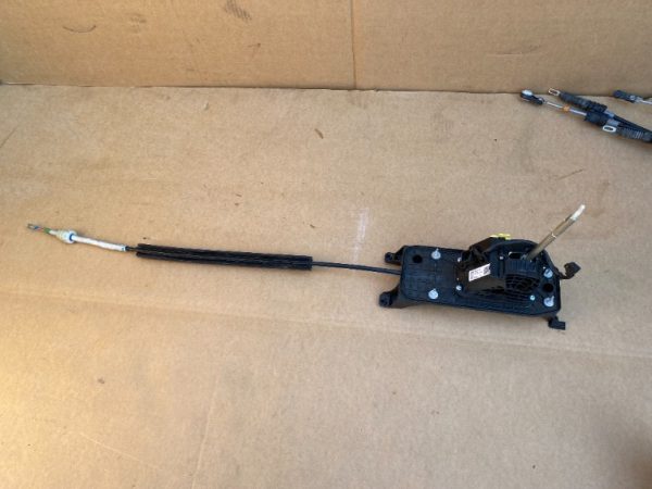Timonerie DSG VW Golf 7 GTI 5QM713025A 5QM 713 025 A - Dezmembrari Auto