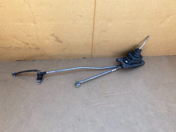 Timonerie manuala Audi A4 B8 8K0711025K 8K0 711 025 K - Dezmembrari Auto