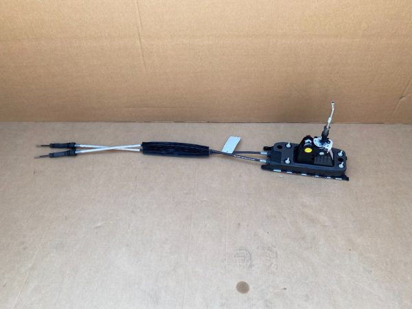 Timonerie manuala VW Golf 7 1.5 tsi 5Q0711049AP 5Q0 711 049 AP - Dezmembrari Auto